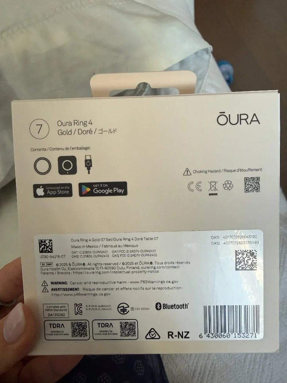 Oura ring gen 4 size 7 Gold